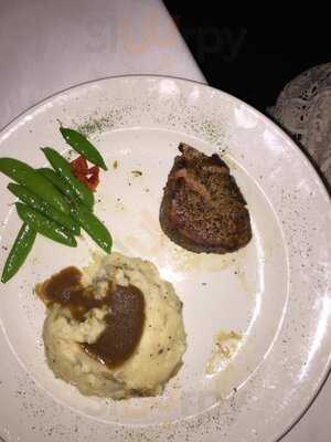 Silver Fox Steakhouse