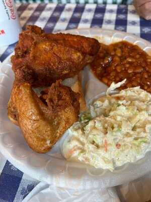 Gus's World Famous Fried Chicken
