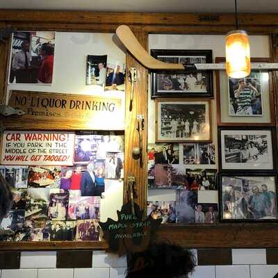 Charlie's Sandwich Shoppe