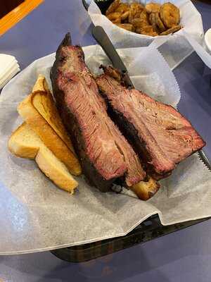 Momma's Mustard, Pickles & Bbq