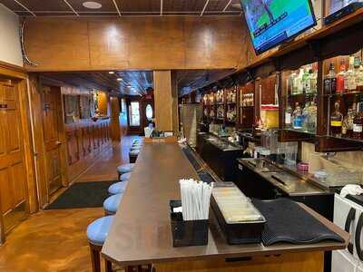 Momma's Mustard, Pickles & Bbq