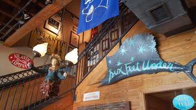 Six Feet Under Pub & Fish House