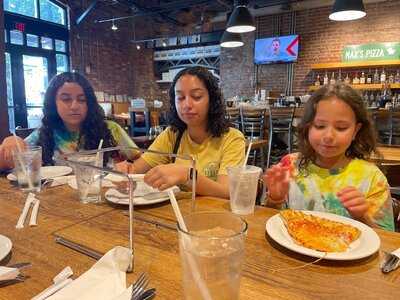 Max's Coal Oven Pizzeria