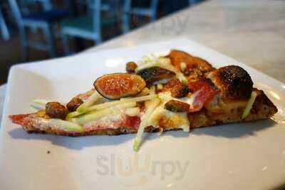 Red Wagon Pizza Company