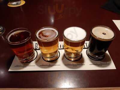 Karl Strauss Brewery & Restaurant