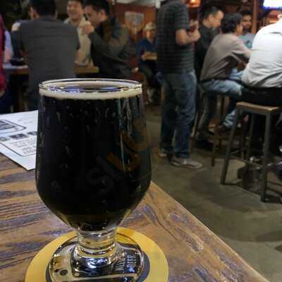 Karl Strauss Brewery & Restaurant