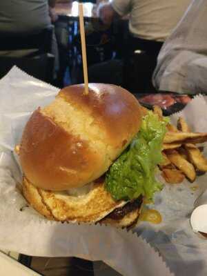 James Joyce Irish Pub & Eatery