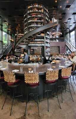 Purple Cafe And Wine Bar