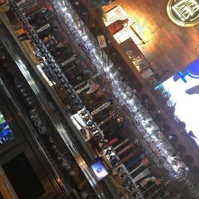 Beerhead Bar & Eatery