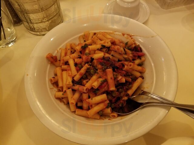 Maggiano's Little Italy