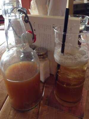 Shoefly Public House