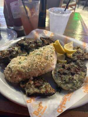Mr. Ed's Oyster Bar & Fish House, Bienville