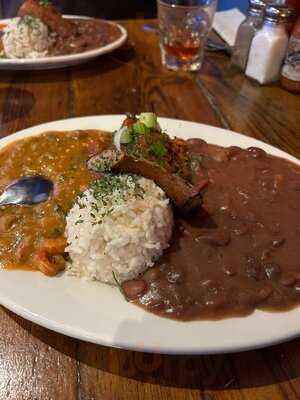 Mr. Ed's Oyster Bar & Fish House, Bienville