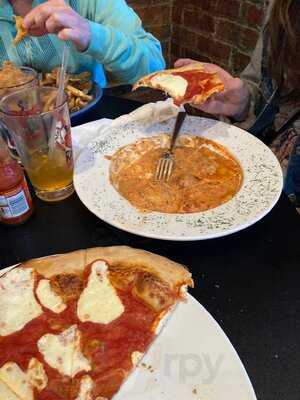 Roland's Seafood Grill