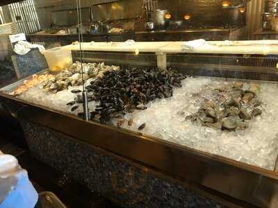 Roland's Seafood Grill