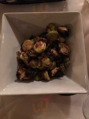 Vinnie's Steak House & Tavern