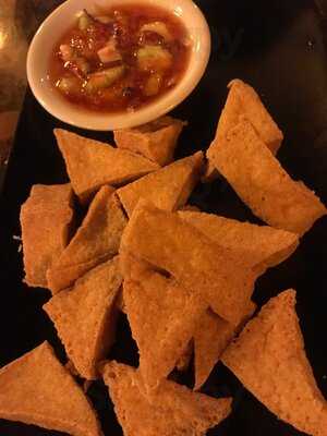 J. Wongs Thai & Chinese Bistro