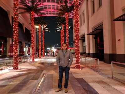 The Grill On The Alley