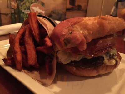 Citizen Burger Bar Carytown