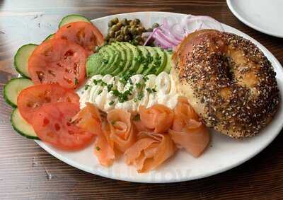 Lincoln Tavern And Restaurant