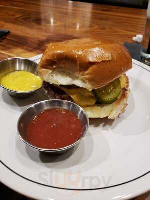 Holeman & Finch Public House