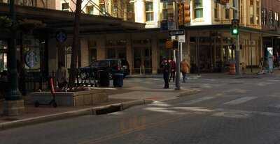 Sip Brew Bar & Eatery