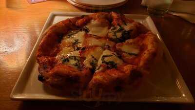 Zeus Cafe At Crystal Hotel