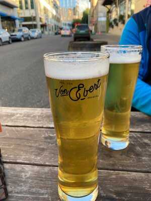 Von Ebert Brewing Pearl