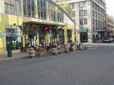 Von Ebert Brewing Pearl