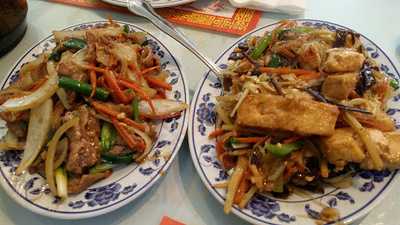 Hunan Taste Restaurant