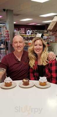 Jilly's Cupcake Bar & Cafe