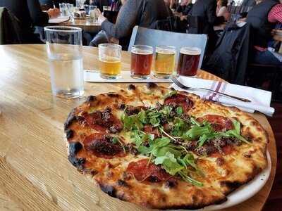 Altabira City Tavern