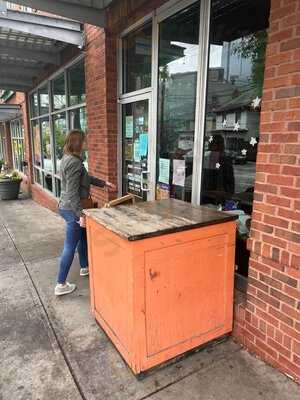 Flying Biscuit Cafe - Midtown