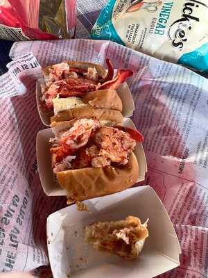 Luke's Lobster Las Vegas Fashion Show Mall