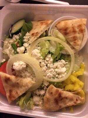 Yanni's Greek Restaurant