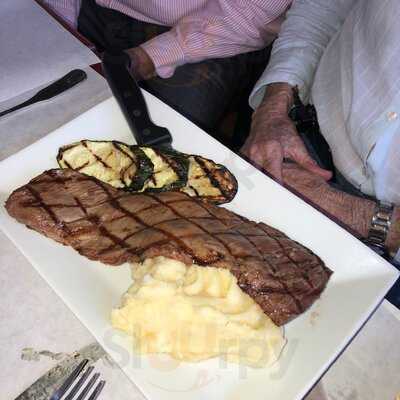 Lo De Lea Argentinian Grill