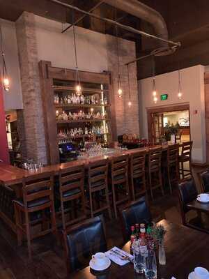 Swine Restaurant, Moonshine & Whiskey Bar