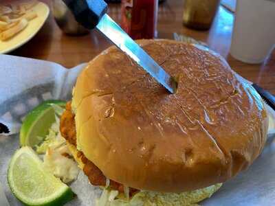 Aguila Sandwich Shop