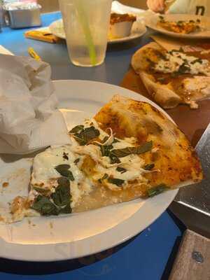 Reginelli's Pizzeria (poydras)