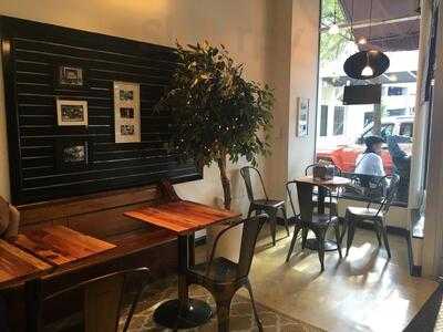 Treat Ice Cream Scoop Shop