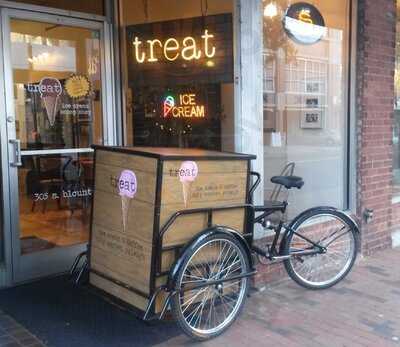 Treat Ice Cream Scoop Shop