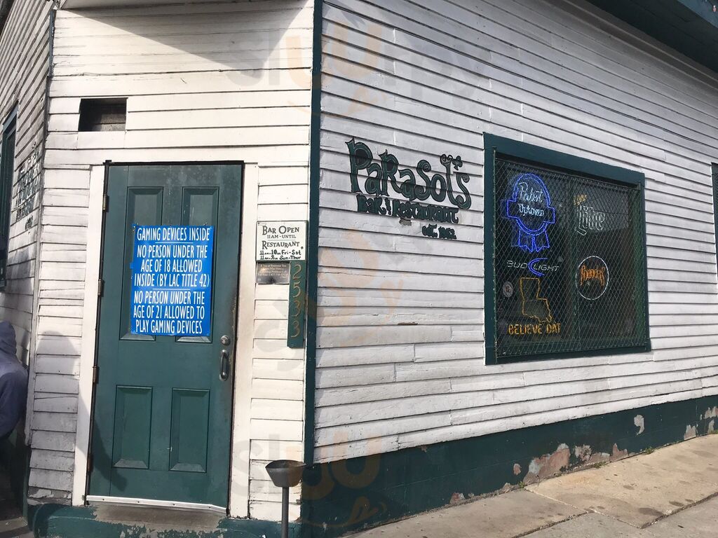 Parasol's Bar And Restaurant