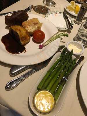 Lawry's The Prime Rib