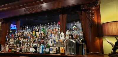 Cedar Door Patio Bar & Grill