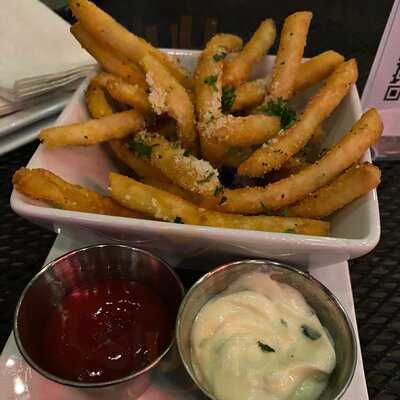 Cedar Door Patio Bar & Grill