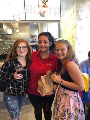 Sittoo's Pita & Salads