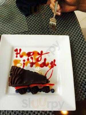 Edgewater Bar & Grille