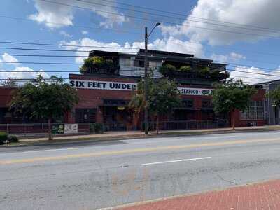 Six Feet Under Pub & Fish House