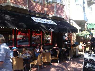Maxi's Bistro