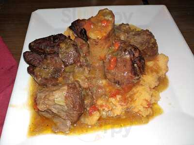 Ann & Tony's Restaurant